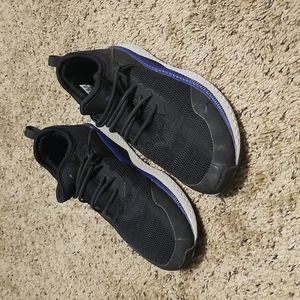 Puma Kids Sneakers. Kids Size 2. Great Condition.